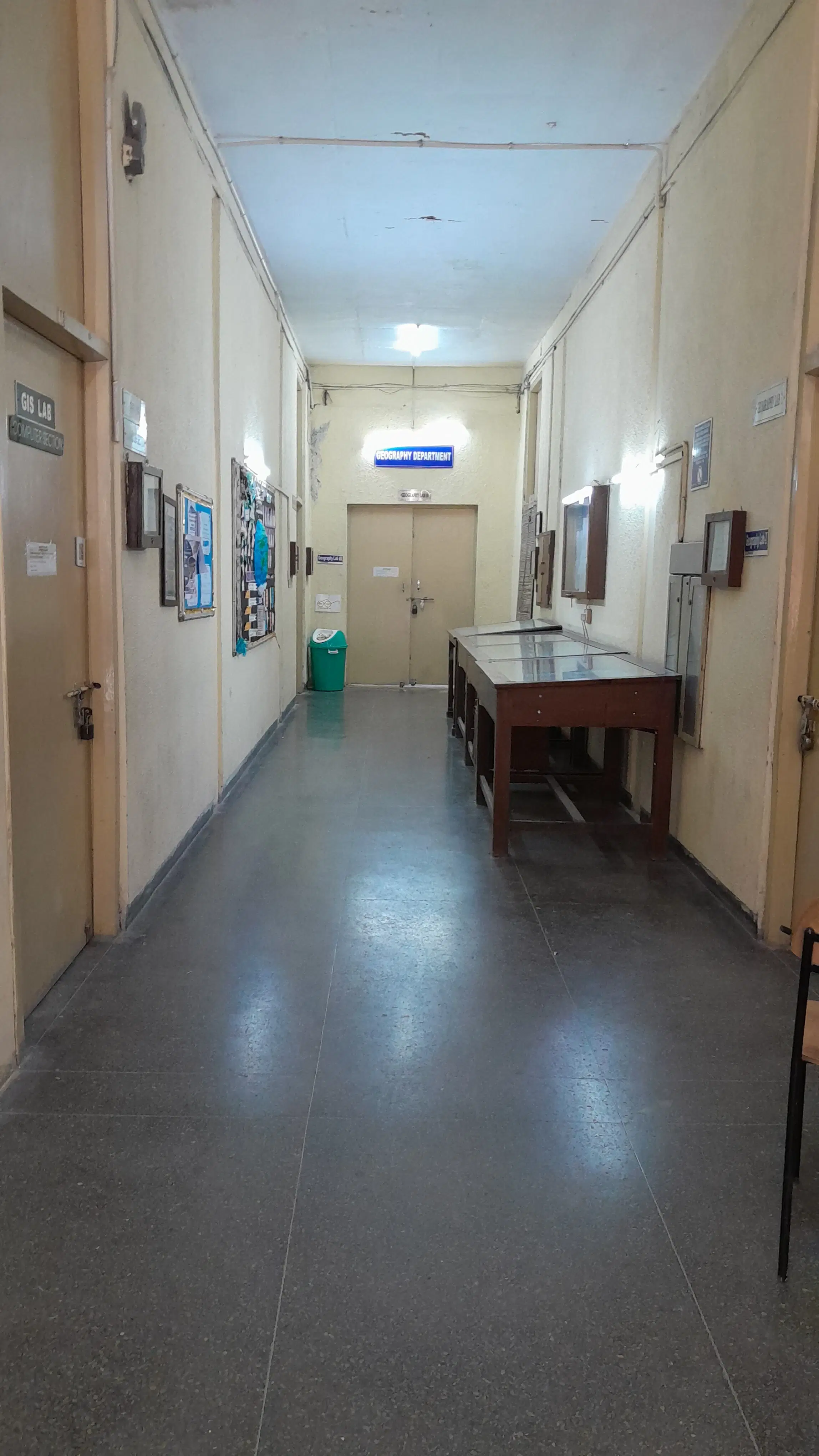 Kamala Nehru College Academic Building photo 11